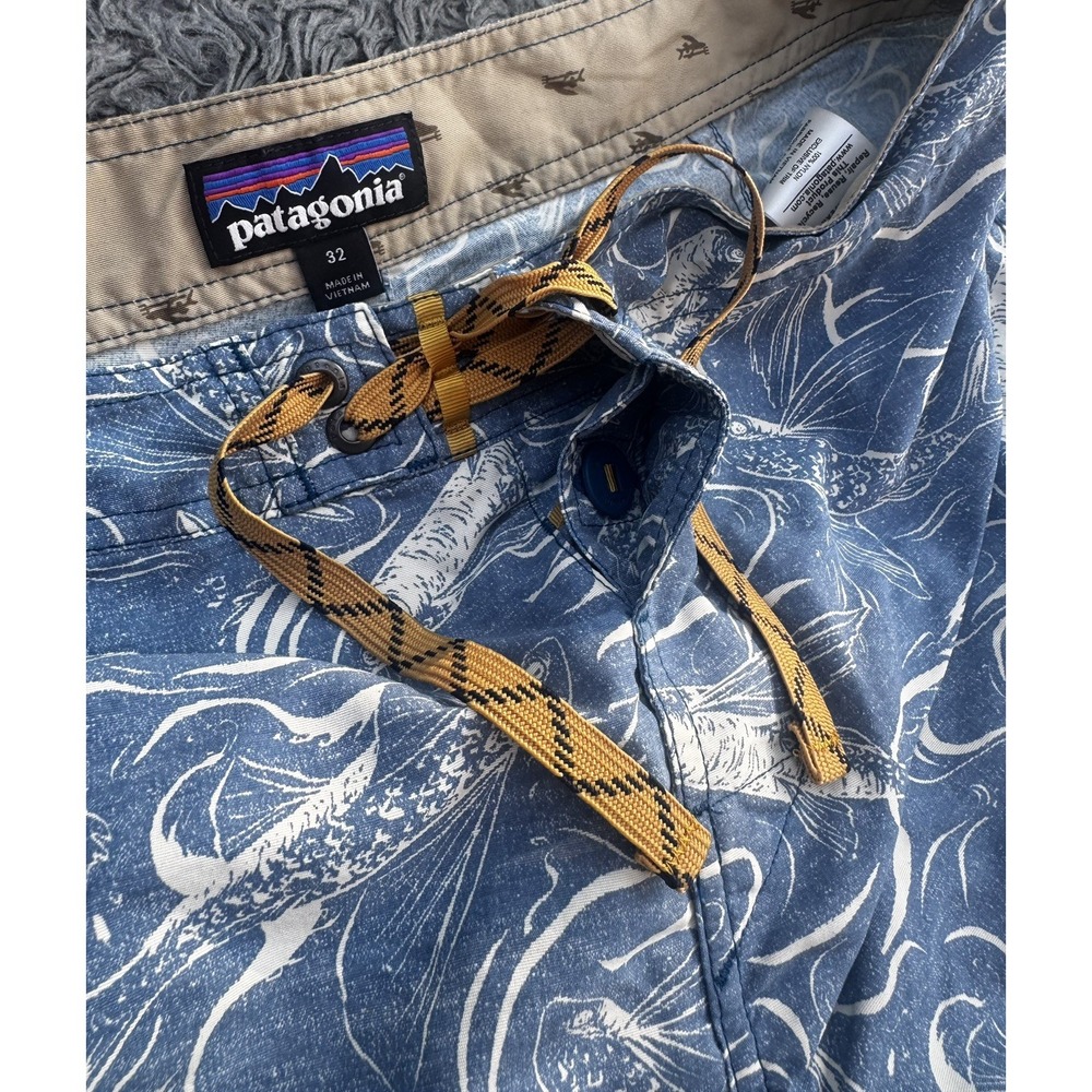Patagonia Men's Wavefarer Boardshorts w/pockets. flying fish, Size 32, no mesh - Picture 4 of 7
